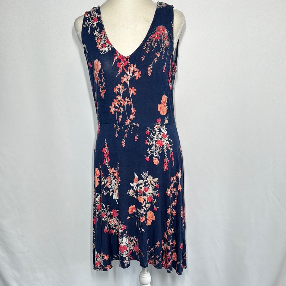 ❤️3/$30 a.n.a Floral Navy Sleeveless Dress